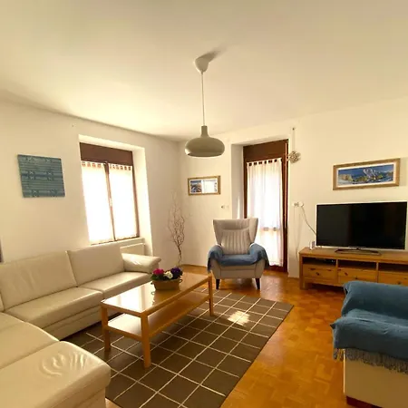 House Natura With Garden * 博维茨