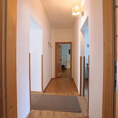 House Natura With Garden Апартаменты *